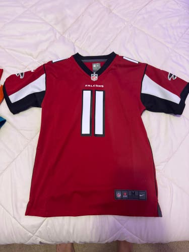 Red Medium Boys Nike Jersey (Used)