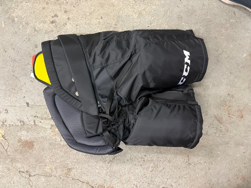 CCM Pro stock Men's Senior Medium & Large HPTK Hockey Pants (New)
