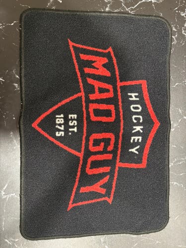 Hockey rug Mad Guy