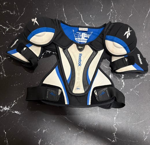 Men's Junior Large Reebok 4K Shoulder Pads (Used)