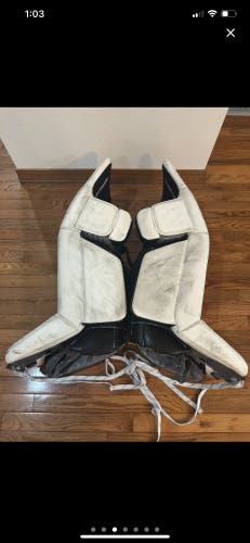 Warrior RGT2 goalie leg pads