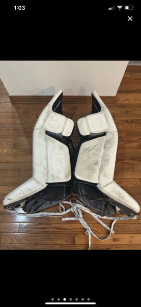 Warrior RGT2 goalie leg pads