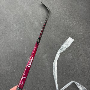 Senior Bauer Nexus Tracer Right Handed Hockey Stick P92M (New)