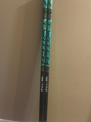 Senior Bauer Twitch Left Hand Hockey Stick P28 (New)