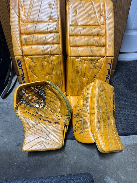 2023 31" True Catalyst PX3 Regular Goalie Full Set (Used)