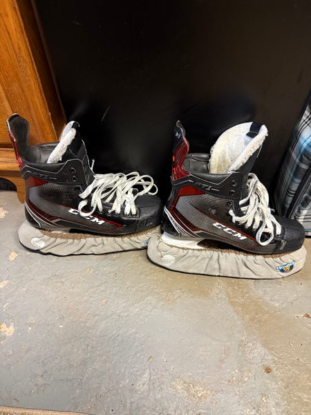 CCM JetSpeed FT1 Hockey Skates Narrow Width Pro Stock 8.5 (Used)