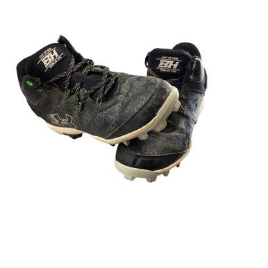 Used Under Armour B HARPER BASEBALL CLEATS BB/SB Cleats Black Junior 05.5 11760-S000080591