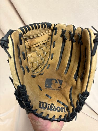 RH Wilson A2448 Baseball Glove 12" (Used)