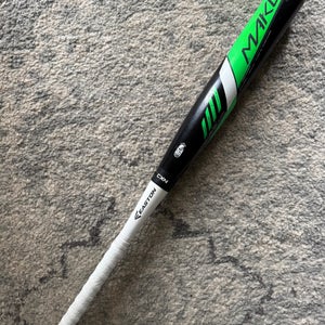 HOT BAT!! New Grip!! Rare size!! Hard to find!! Easton Mako 28/17 -11