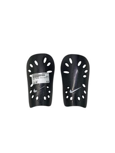 Used Nike Soccer Shin Guards Junior Black MD 11347-S000253502