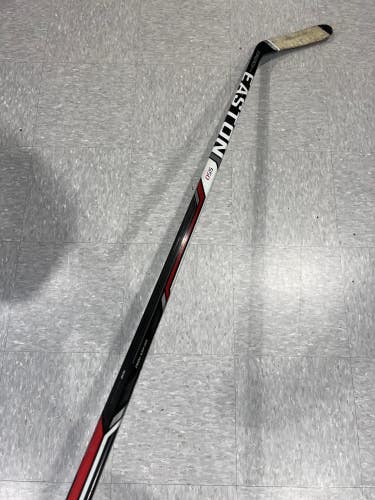 Senior Easton Synergy 550 Hockey Stick Right Handed E36 (Used)