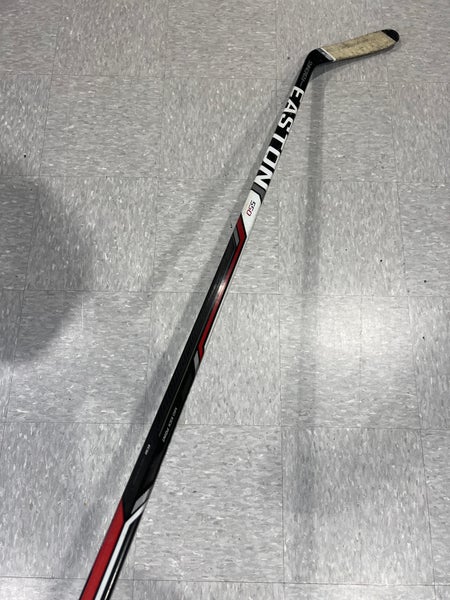 Senior Easton Synergy 550 Hockey Stick Right Handed E36 (Used)