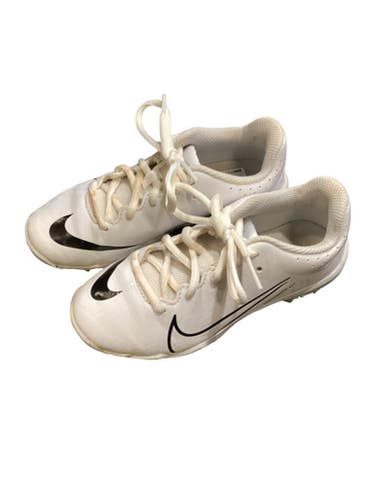 Used Nike WHITE CLEATS BB/SB Cleats White Youth 13.0 11884-S000050997