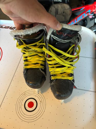 2023 Bauer Vapor X LTX Pro Hockey Skates Regular Width Size 2 (Used)