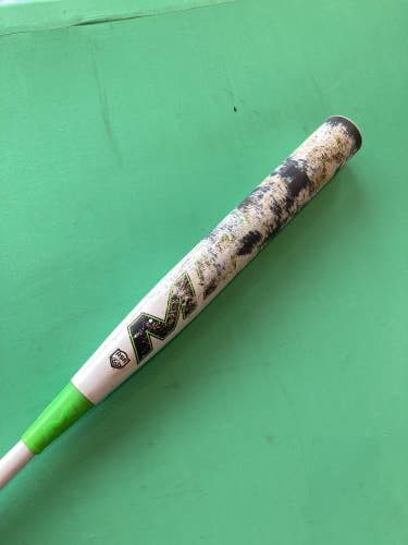 White Miken Freak Composite Bat (-7) Composite 27 oz 34" (Used)