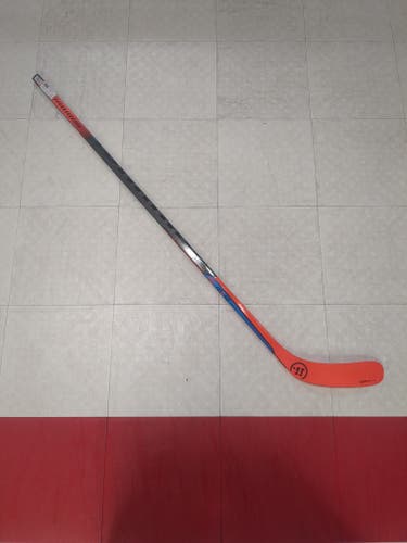 Junior Warrior Covert QRE 40 Right Handed Hockey Stick W88 (New)