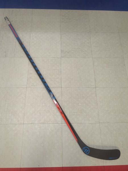 Senior Warrior Covert QRE30 Right Handed Hockey Stick W03 (New)