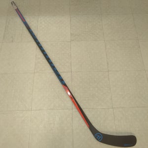 Senior Warrior Covert QRE30 Right Handed Hockey Stick W28 (New)