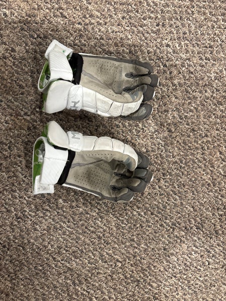 Maverik M5 Lacrosse Gloves 13" (Used)