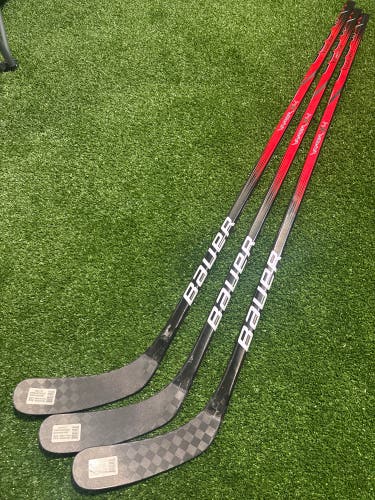 Junior Bauer Vapor X4 Hockey Stick 50 Flex Right Handed P92 (New) 3PACK