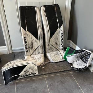 35" 2023 Bauer Mach Regular Goalie Full Set (Used)