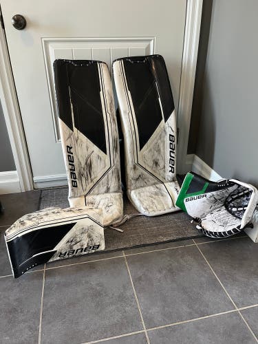 35" 2023 Bauer Mach Regular Goalie Full Set (Used)