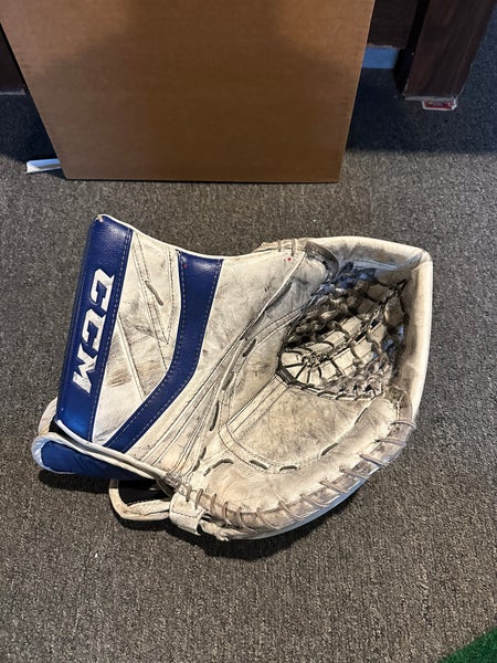 CCM Premier II Pro Glove Regular (Used)