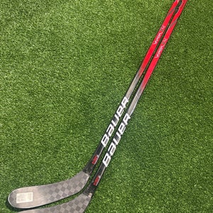 Intermediate Bauer Vapor X4 Hockey Stick 65 Flex Right Handed P28 (New) 2PACK