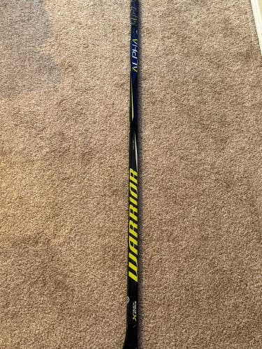 Intermediate Warrior Alpha QX5 Left Hand Hockey Stick W28 (Used)