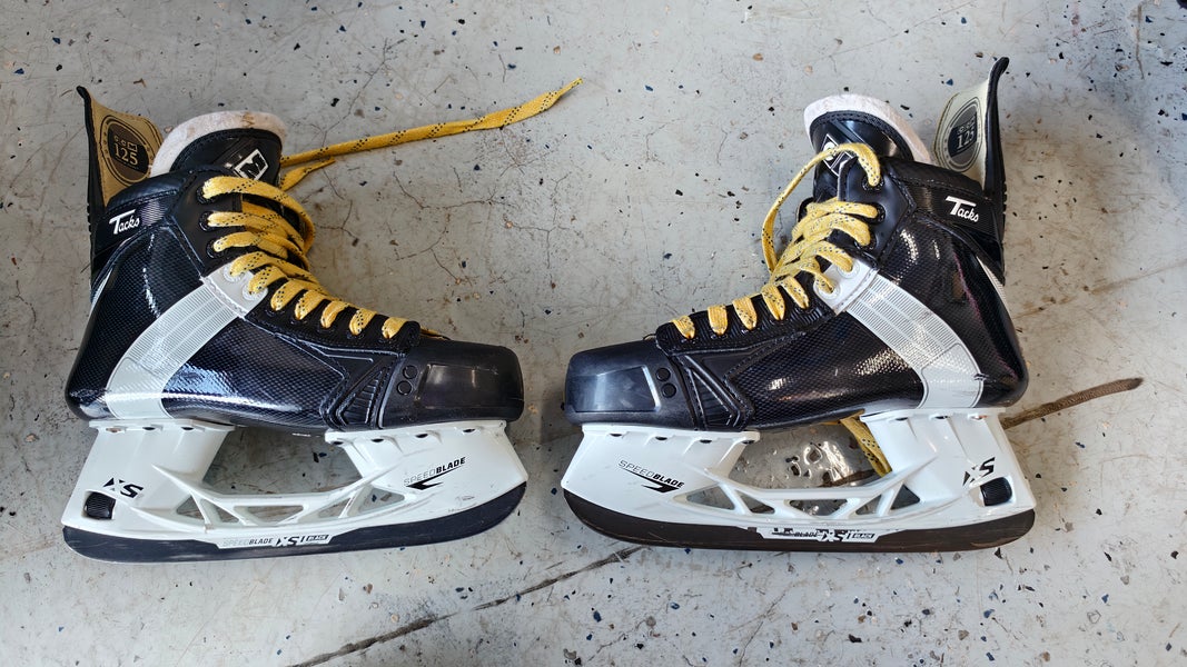 2025 CCM Tacks 652 Hockey Skates Wide Width 7.5 (Used)
