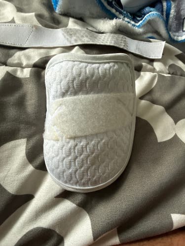 Senior EvoShield Leg guard Shin Guards (New)