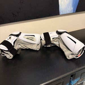 Large Adult STX Stallion 900 Arm Pads (New)