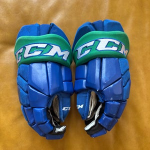 CCM HG42 Gloves 14" Pro Stock (Used)