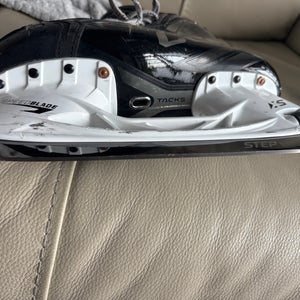 2024 CCM Tacks XF Pro Hockey Skates Wide Width Size 6.5 (Used)