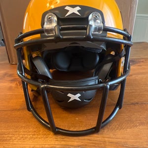 Medium Youth Xenith X2E+ Helmet (Used)