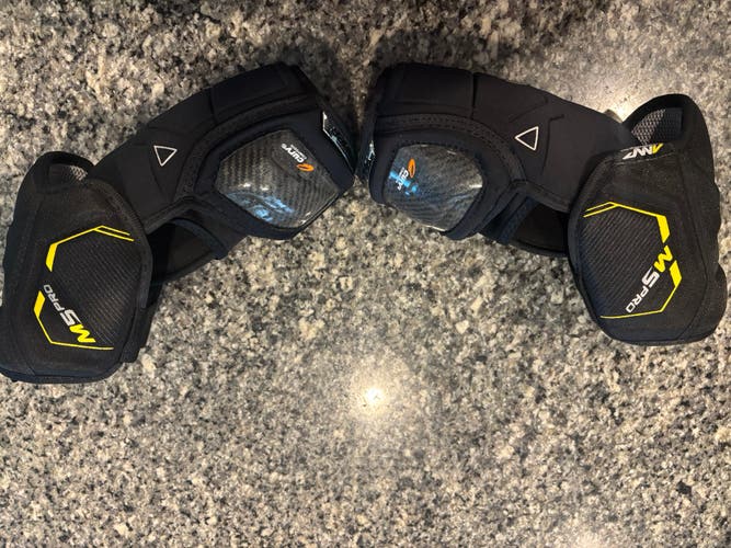 Intermediate Medium Bauer Supreme M5 Pro Elbow Pads (Used)