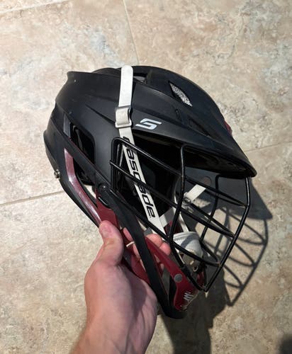 Cascade S Helmet (Used)