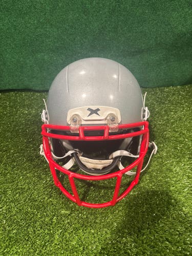 Youth Medium Xenith X2E+ Helmet (Used)