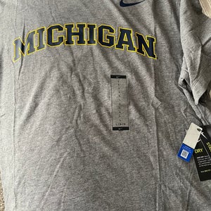 NWT Michigan Wolverines Nike Large Dri Fit T shirt - gray