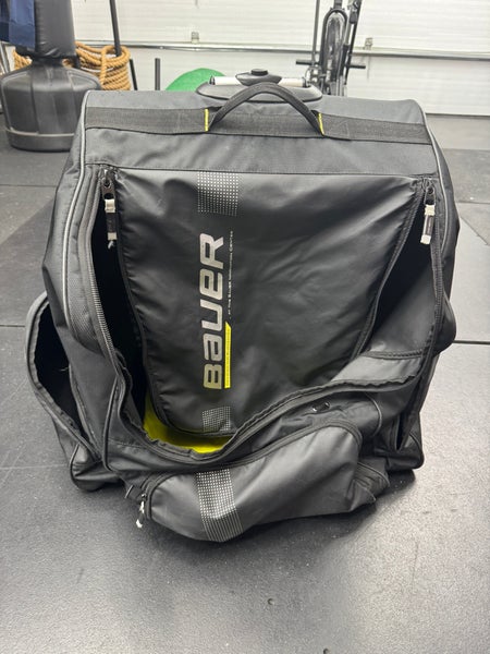 Bauer Elite Wheeled Backpack Bag (Used)