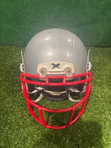 Youth Medium Xenith X2E+ Helmet (Used)