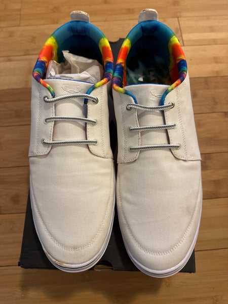 White Men's Size M 15.0 (W.16.0) Adult Under Armour Shoes (Used)