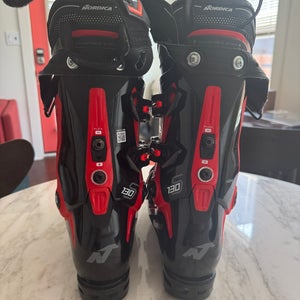 Men's Nordica All Mountain SpeedMachine 130S Ski Boots (Used)