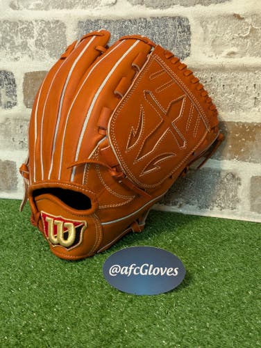 Wilson Staff B23 pitcher's glove, Pro Stock leather, RHT, Made in JAPAN, A2K