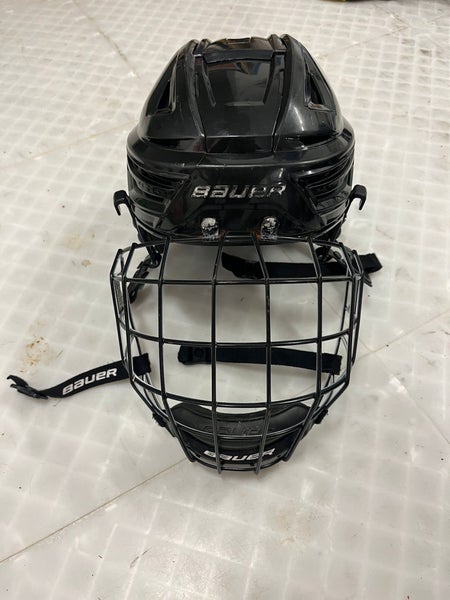 Medium Bauer Re-Akt 150 Helmet Pro Stock (Used)