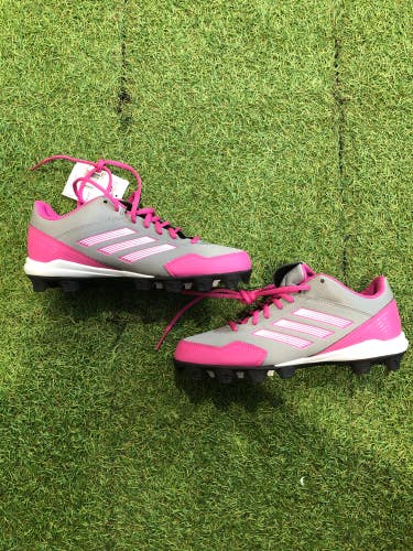 Women's 8.5 Adidas Softball Cleats (New)