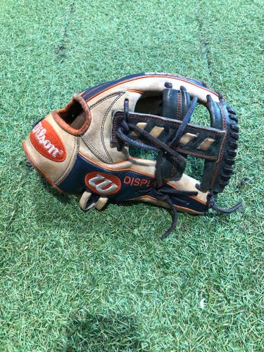 Wilson A2000 RH Infield Baseball Glove 11.5" (Used)