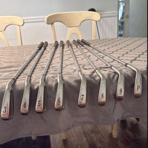 Titleist Right Handed Iron Set (Used)