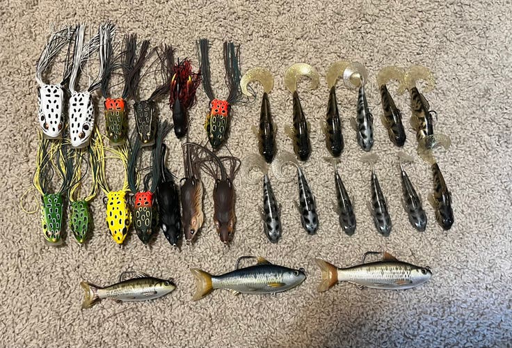 Lot of live target lures