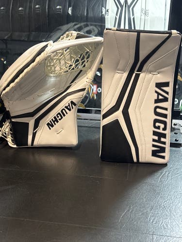 2024 Vaughn V10 Pro Carbon Full Right (New)